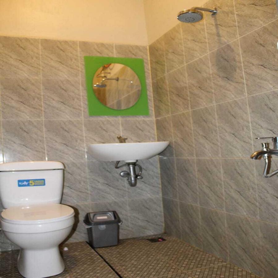 Oyo Flagship 2799 Berastagi Backpacker Rooms Exterior foto